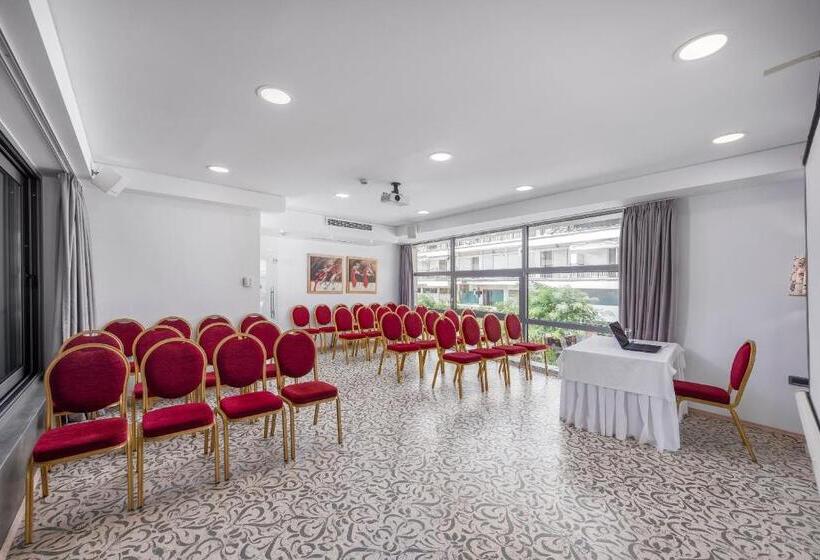 בית מלון כפרי Habitat