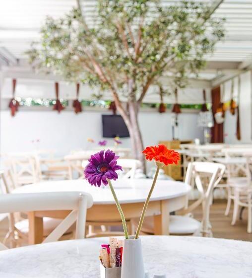 בית מלון כפרי Habitat