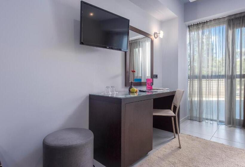 בית מלון כפרי Habitat