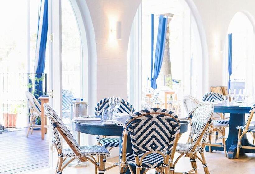 בית מלון כפרי Halcyon House