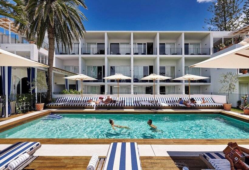 בית מלון כפרי Halcyon House