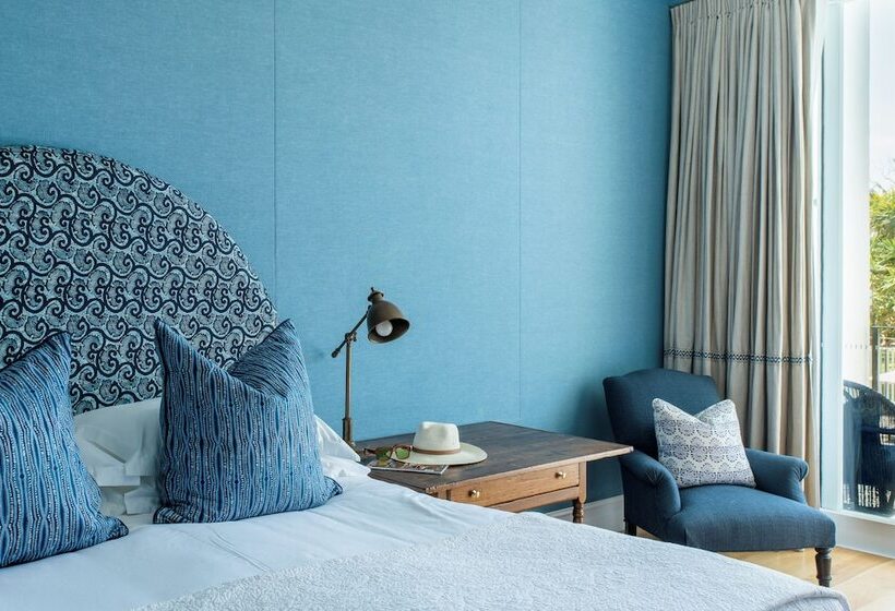 בית מלון כפרי Halcyon House