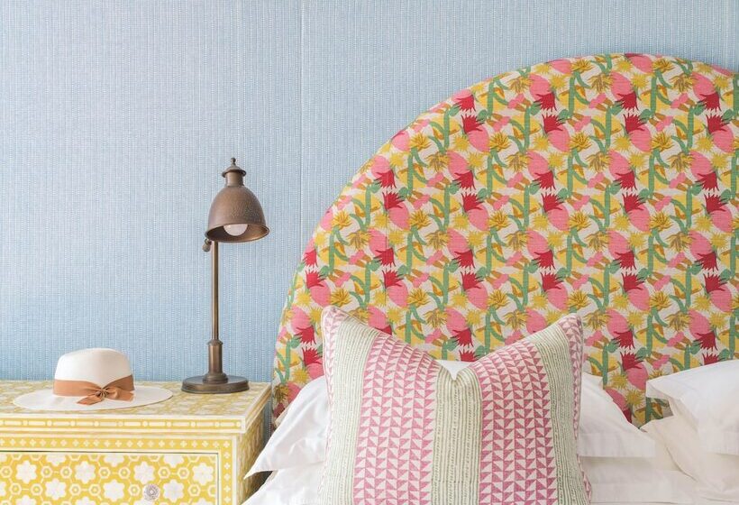 בית מלון כפרי Halcyon House