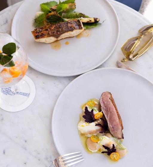 בית מלון כפרי Halcyon House