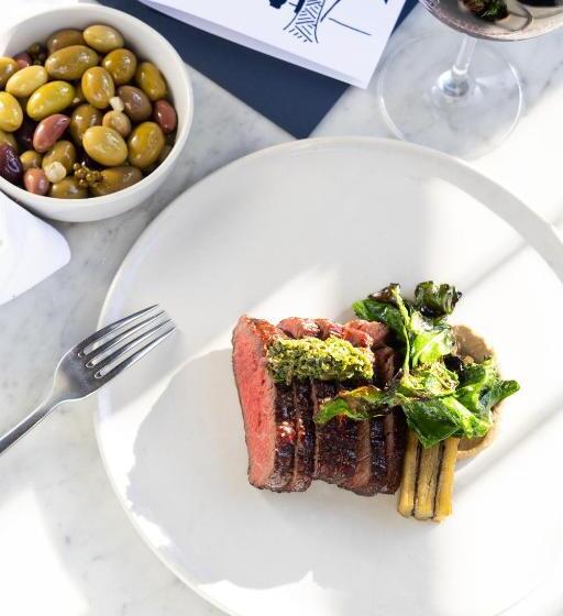 בית מלון כפרי Halcyon House