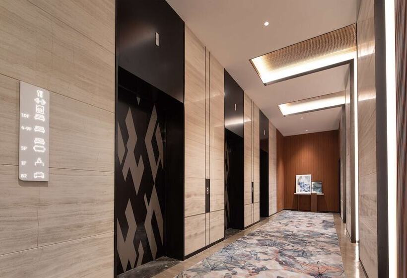 Отель Hilton Garden Inn Beijing Daxing Jinyuan Road