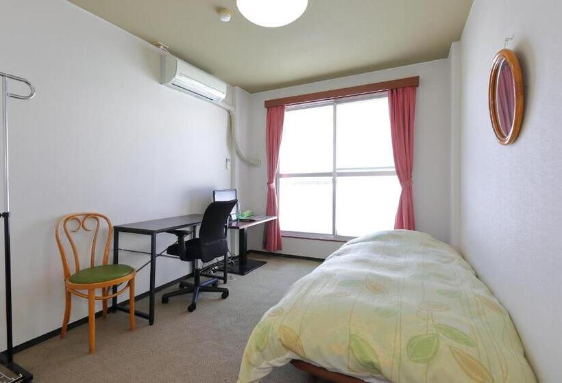 فندق Ishiuchi Ski Center