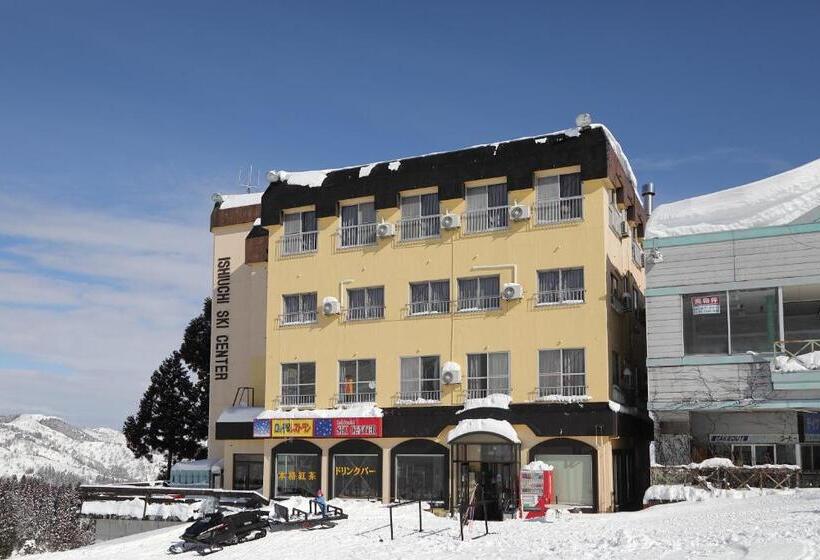 فندق Ishiuchi Ski Center