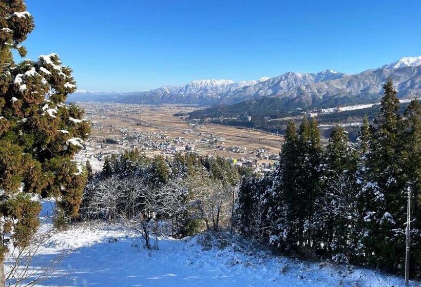 فندق Ishiuchi Ski Center