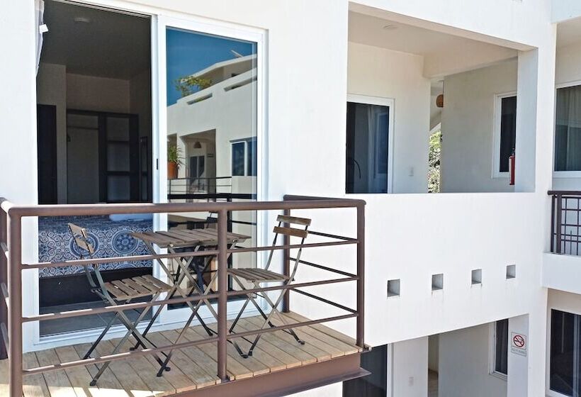 Отель La Aurora