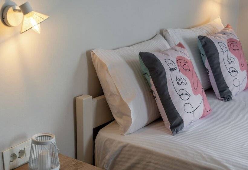 בית מלון כפרי Laconia Domus   Plytra