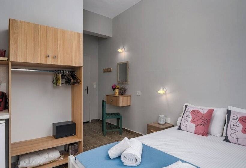 בית מלון כפרי Laconia Domus   Plytra