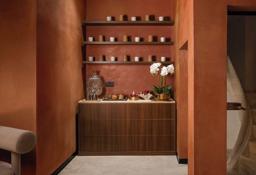 هتل Me Malta by Meliá