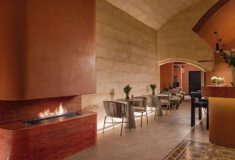 هتل Me Malta by Meliá