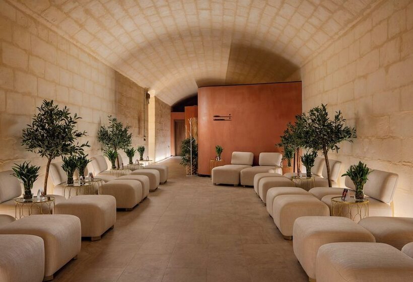 هتل Me Malta by Meliá