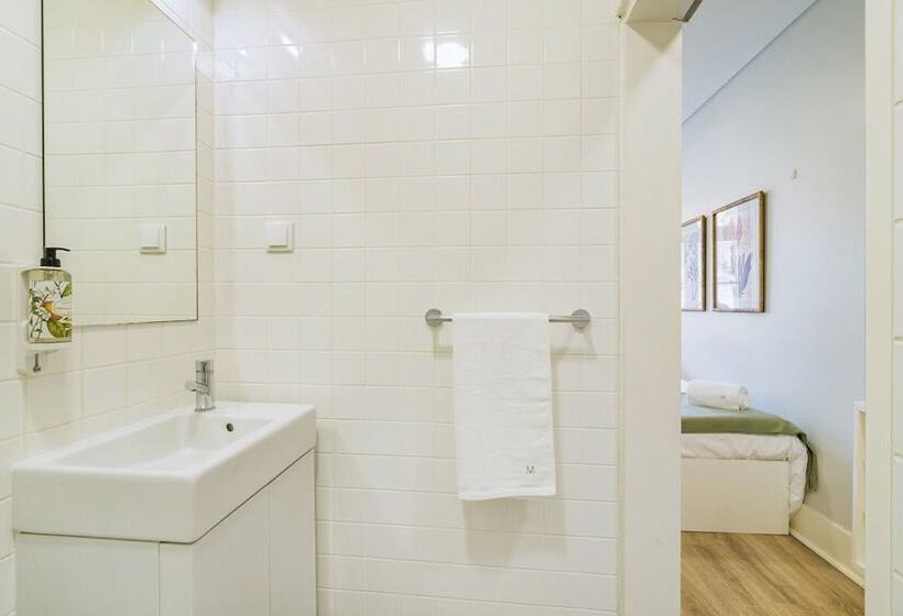 هتل Metropolitan Lisbon Janelas Verdes