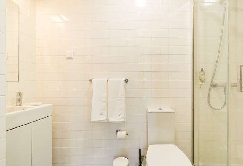 هتل Metropolitan Lisbon Janelas Verdes