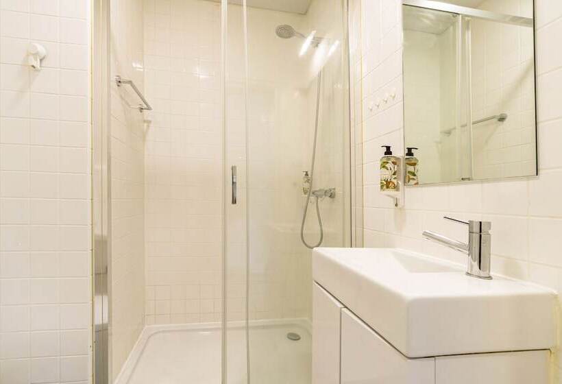 هتل Metropolitan Lisbon Janelas Verdes