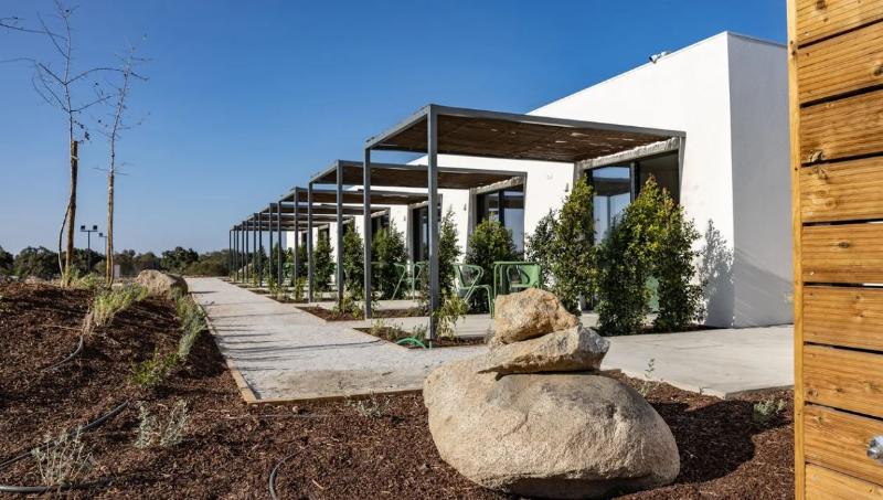 Отель Quinta Da Amendoeira - Evora - The Farmhouse