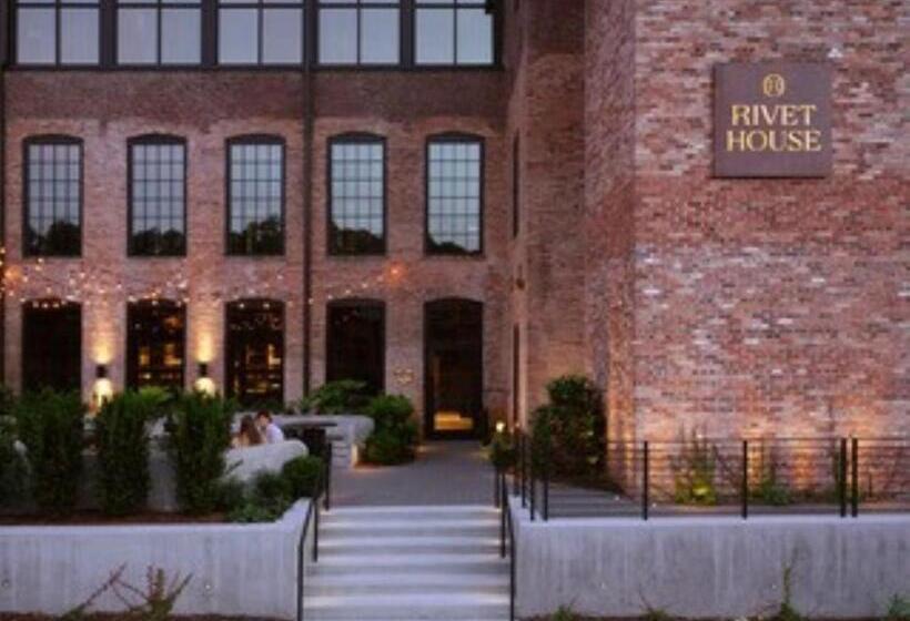 בית מלון כפרי Rivet House