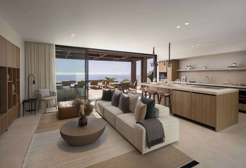 ホテル Royal Hideaway Corales Villas