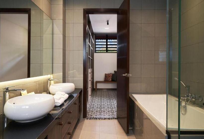 בית מלון כפרי The Boathouse Pulau Tioman