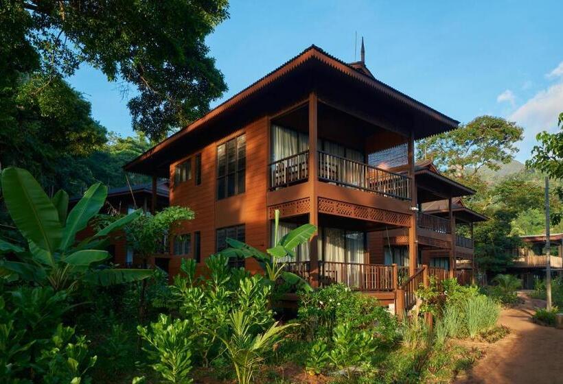 בית מלון כפרי The Boathouse Pulau Tioman