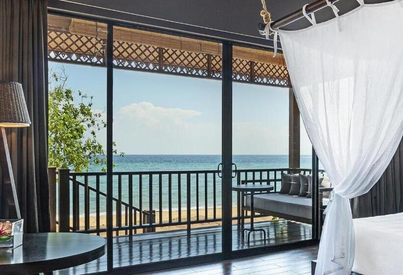 בית מלון כפרי The Boathouse Pulau Tioman