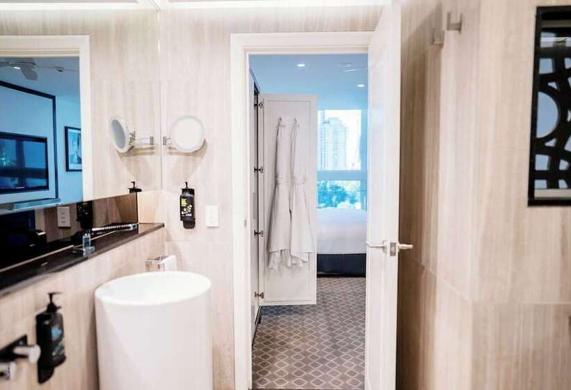 ホテル The Inchcolm