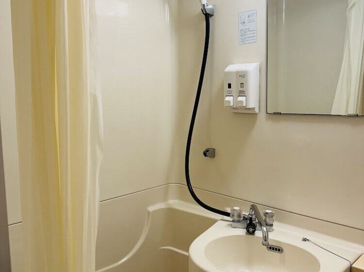 فندق The Next Kanku