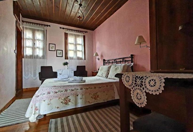 ホテル Varosi Guesthouse