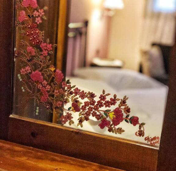 ホテル Varosi Guesthouse