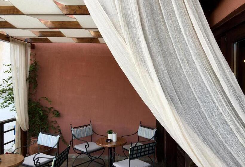 ホテル Varosi Guesthouse