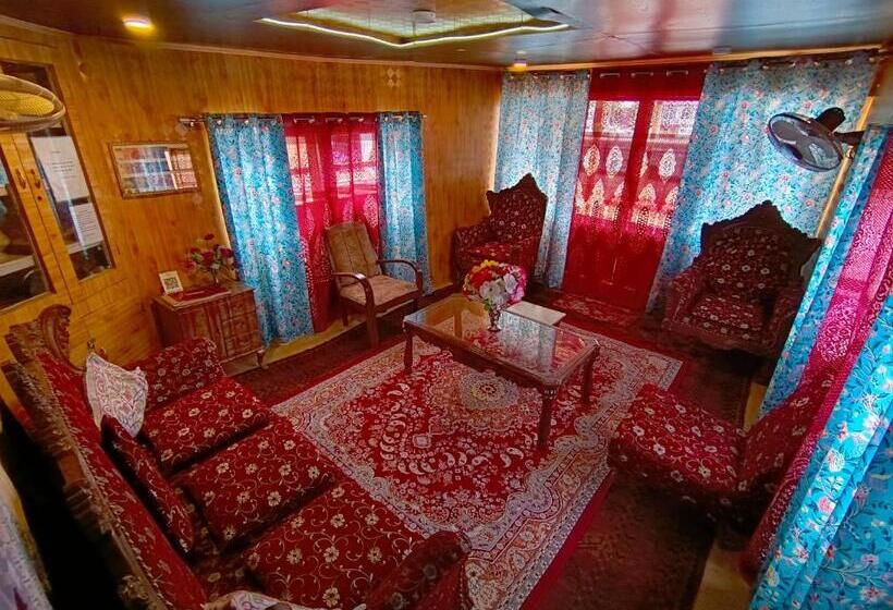 ホテル The Dreamer Destination  Houseboat
