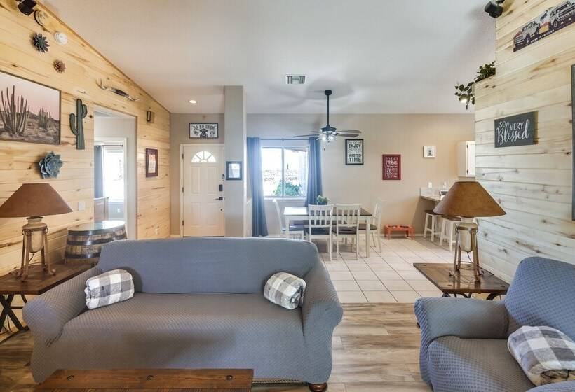 Lovely Bullhead City Retreat W/ Patio & Grill!