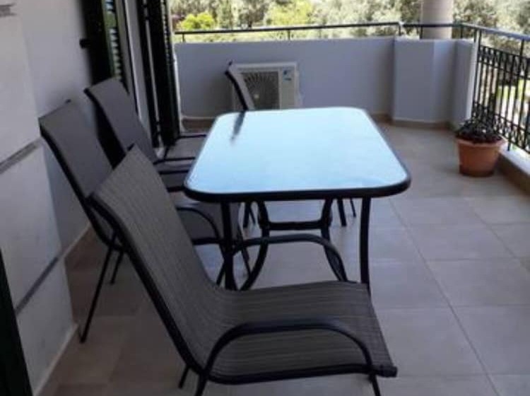 Michael Apartments   Private Parking