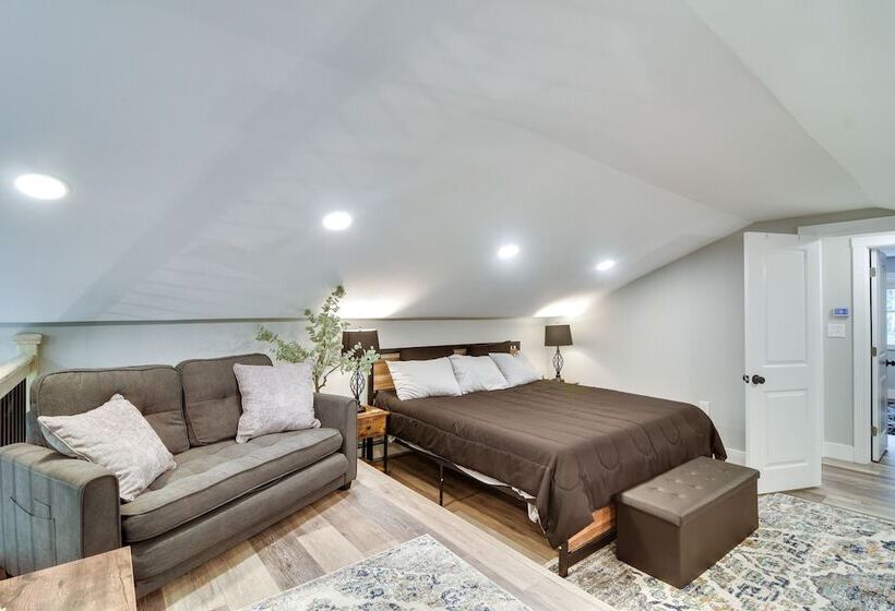 Modern Stark Home W/ Game Room, Grill & Fire Pit