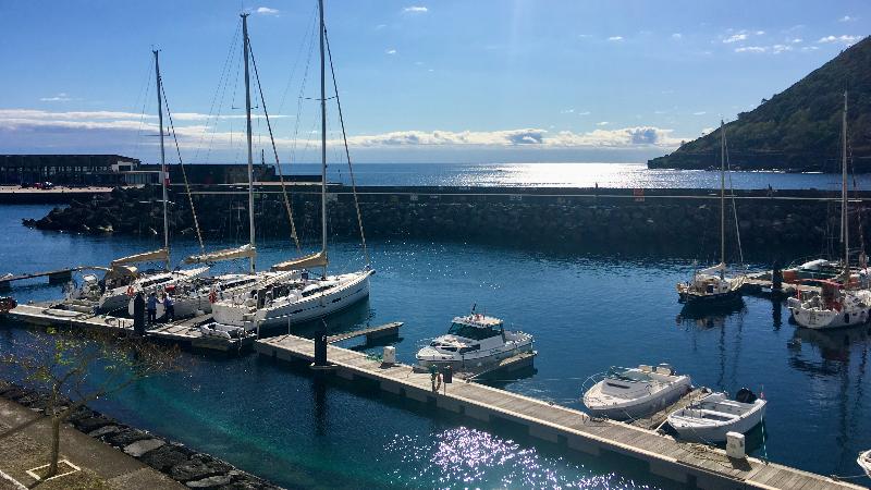 Partenope Hostel And Suites