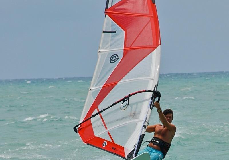 Partenope Hostel And Suites