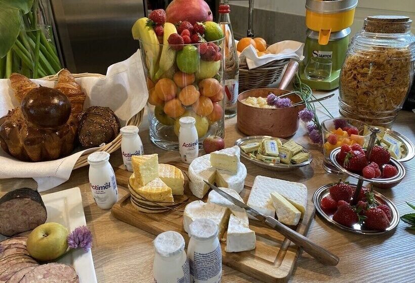 ペンション Le Domaine D Angerville