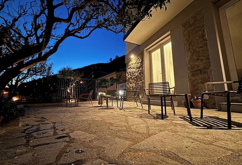 پانسیون Villa Reise