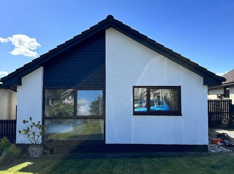 דירת נופש Sleeps7 Parking Garden Patio