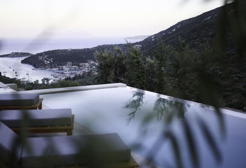 Theros Villas With Private Pool