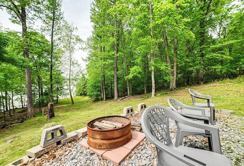 A Frame Cadiz Cabin On Lake Barkley W/ Boat Dock!