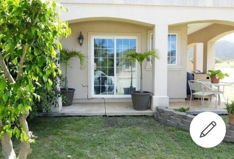 הוסטל Robbins Estate