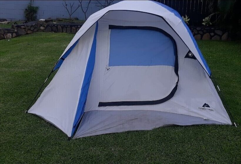 הוסטל Robbins Estate