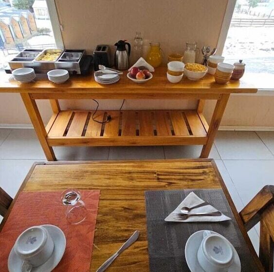 ユースホステル Tranqueras Lodge