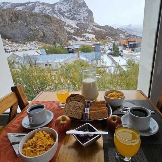 ユースホステル Tranqueras Lodge