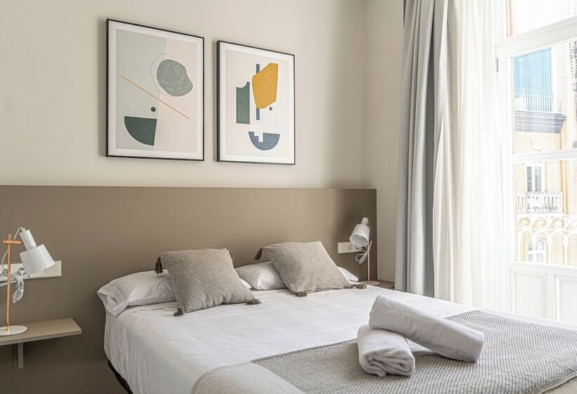 Apartamentos Turísticos Plaza Del Rey