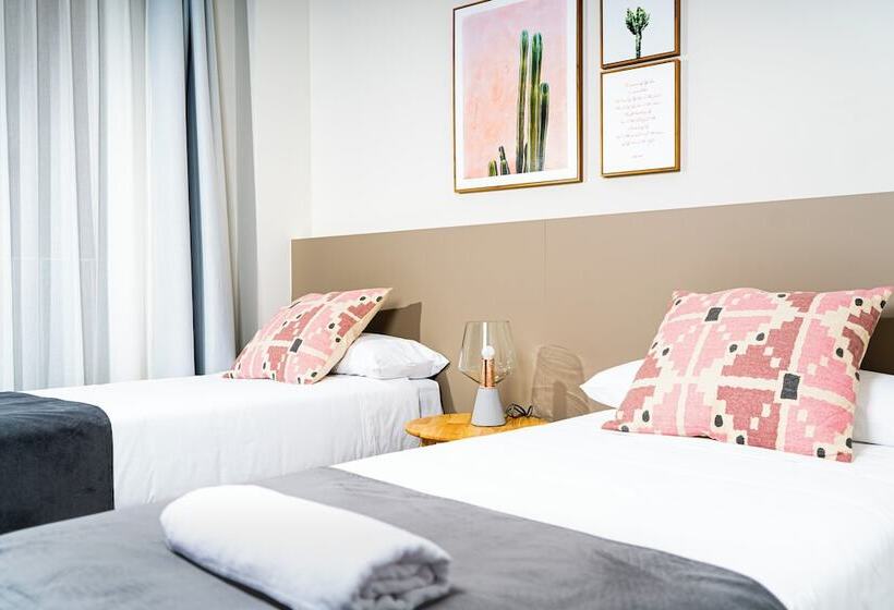 Apartamentos Turísticos Plaza Del Rey